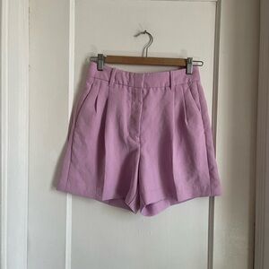 Aritzia
The Effortless Short™ Mid-Thigh - Crepette™